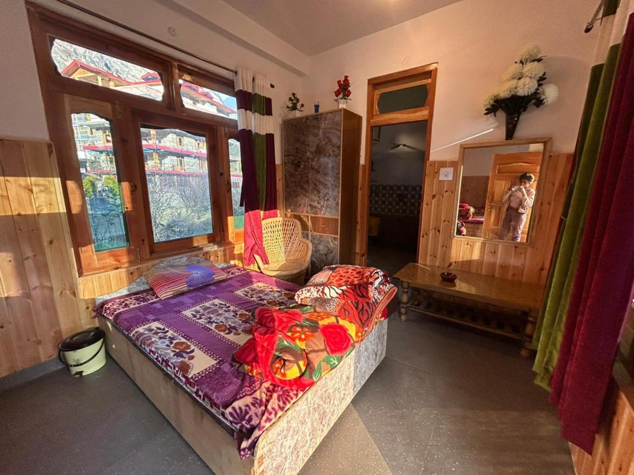 Snow View Guest House Kasol Camera foto